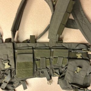 Eagle industries chest rig green